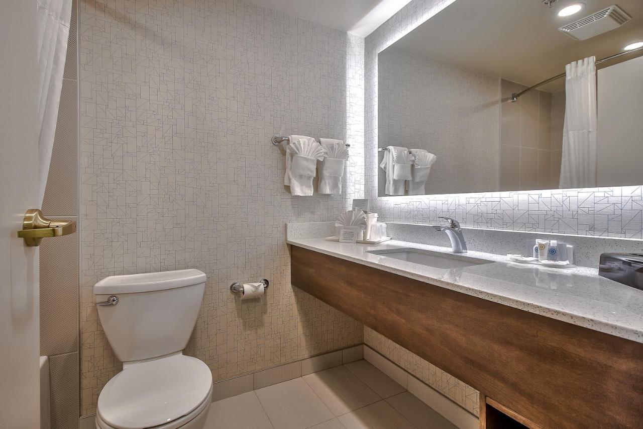 Comfort Inn & Suites South Calgary Luaran gambar